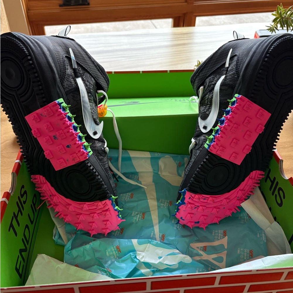 Off-White Air Force 1 Mid Black - Picture 8 of 9